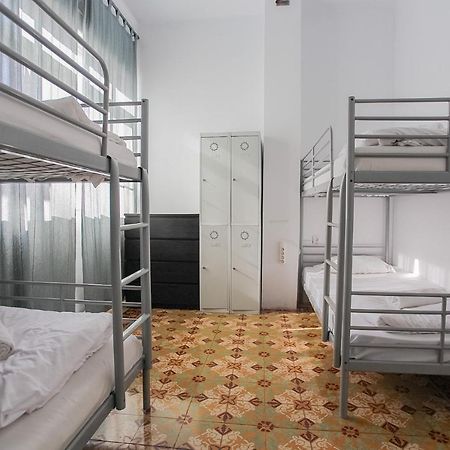 Auberge de jeunesse Barbatuke Bed & Bike à Málaga Extérieur photo